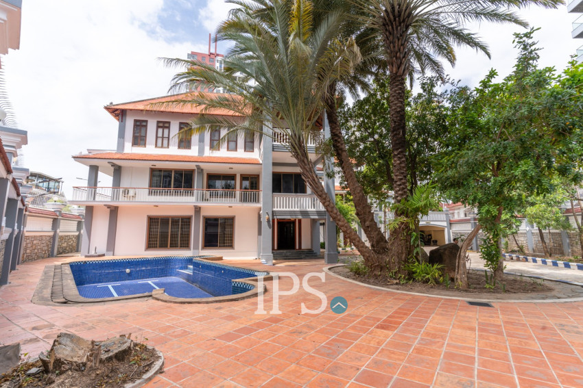 6 Bedroom Villa For Rent - Tonle Bassac, Phnom Penh