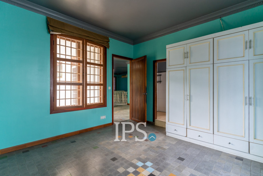 6 Bedroom Villa For Rent - Tonle Bassac, Phnom Penh