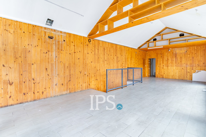 122 Sqm Corner Retail Space For Rent - Beoung Raing, Daun Penh