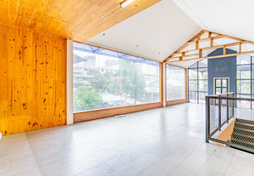 122 Sqm Corner Retail Space For Rent - Beoung Raing, Daun Penh thumbnail