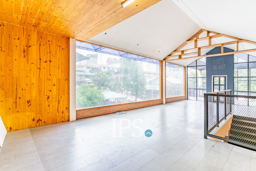 122 Sqm Corner Retail Space For Rent - Beoung Raing, Daun Penh