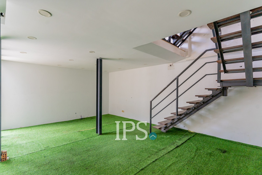 432 Sqm Commercial Building For Rent - Beoung Raing, Phnom Penh