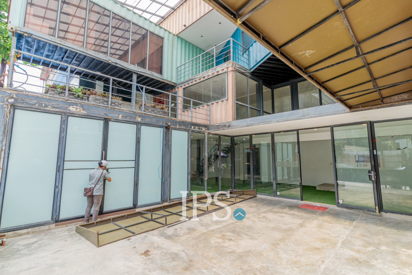 432 Sqm Commercial Building For Rent - Beoung Raing, Phnom Penh
