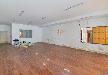 432 Sqm Commercial Building For Rent - Beoung Raing, Phnom Penh thumbnail