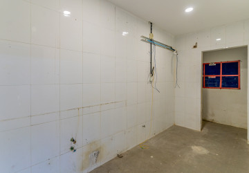432 Sqm Commercial Building For Rent - Beoung Raing, Phnom Penh thumbnail
