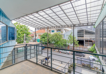 432 Sqm Commercial Building For Rent - Beoung Raing, Phnom Penh thumbnail