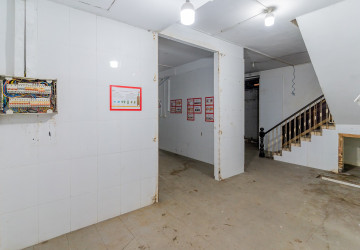 432 Sqm Commercial Building For Rent - Beoung Raing, Phnom Penh thumbnail