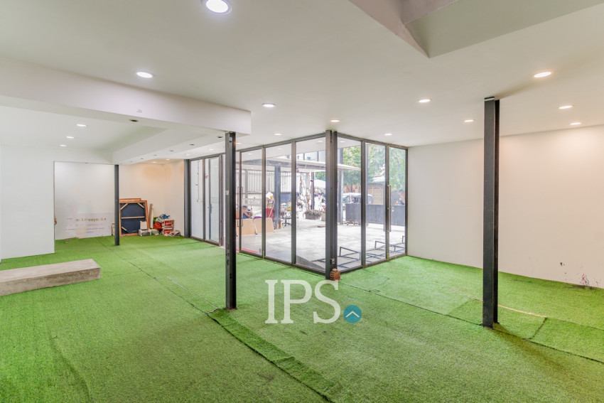 432 Sqm Commercial Building For Rent - Beoung Raing, Phnom Penh