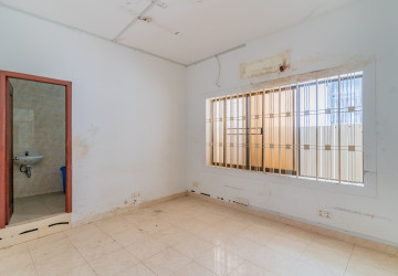 432 Sqm Commercial Building For Rent - Beoung Raing, Phnom Penh thumbnail