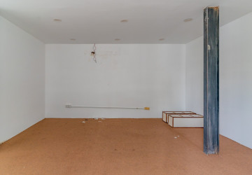 432 Sqm Commercial Building For Rent - Beoung Raing, Phnom Penh thumbnail