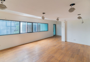 432 Sqm Commercial Building For Rent - Beoung Raing, Phnom Penh thumbnail