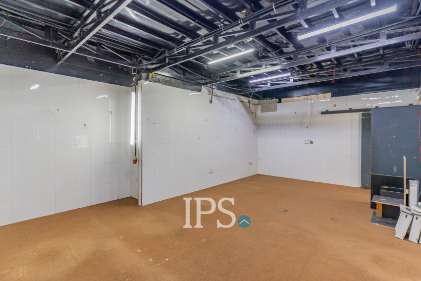 432 Sqm Commercial Building For Rent - Beoung Raing, Phnom Penh