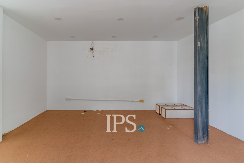 432 Sqm Commercial Building For Rent - Beoung Raing, Phnom Penh