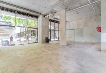 160 Sqm Retail Space For Rent - Beoung Kak 1, Phnom Penh thumbnail