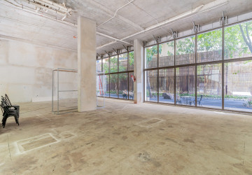 160 Sqm Retail Space For Rent - Beoung Kak 1, Phnom Penh thumbnail