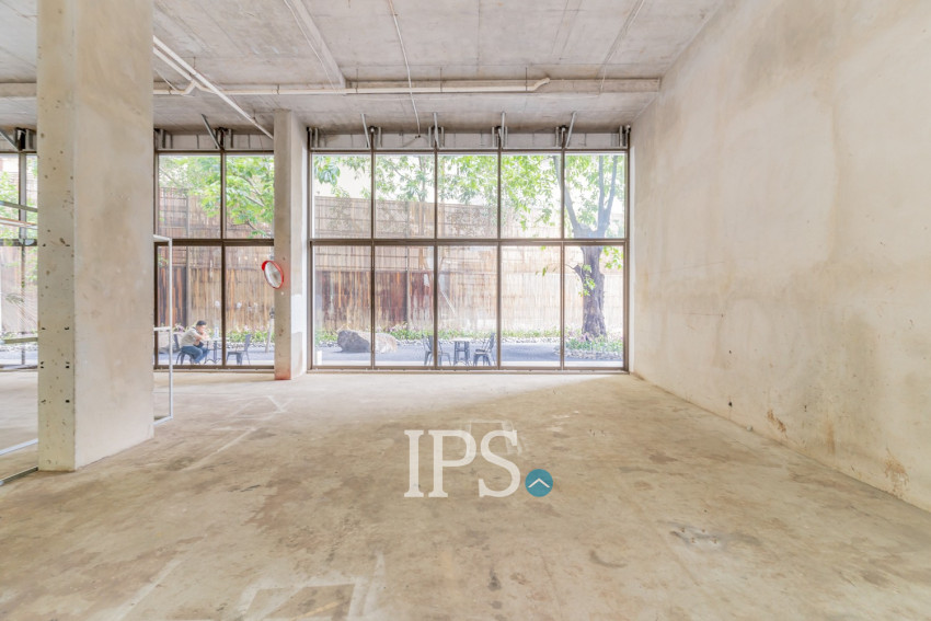 160 Sqm Retail Space For Rent - Beoung Kak 1, Phnom Penh