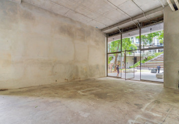 160 Sqm Retail Space For Rent - Beoung Kak 1, Phnom Penh thumbnail