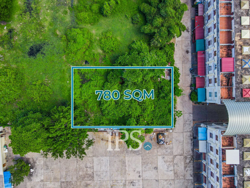 780 Sqm Commercial Land For Sale - Svay Dangkum, Siem Reap