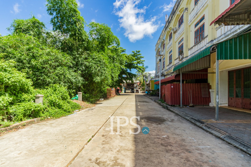 780 Sqm Commercial Land For Sale - Svay Dangkum, Siem Reap