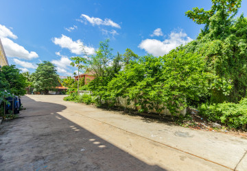 780 Sqm Commercial Land For Sale - Svay Dangkum, Siem Reap thumbnail