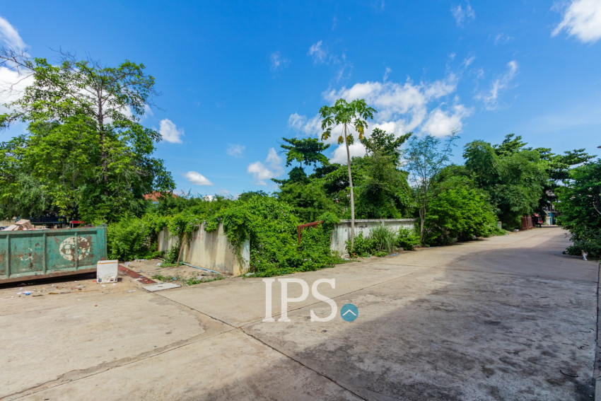 780 Sqm Commercial Land For Sale - Svay Dangkum, Siem Reap