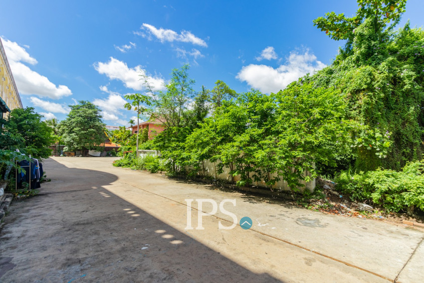780 Sqm Commercial Land For Sale - Svay Dangkum, Siem Reap