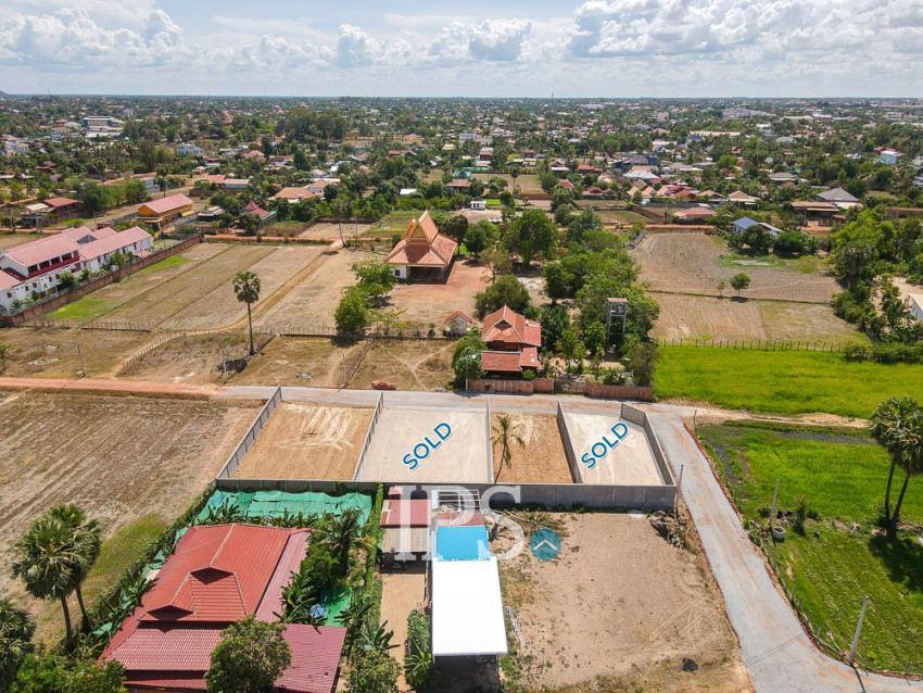 2 Bedroom Villa For Sale - Tropi Village, Chreav, Siem Reap