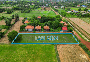 1,201 Sqm Land For Sale - Chreav, Siem Reap thumbnail