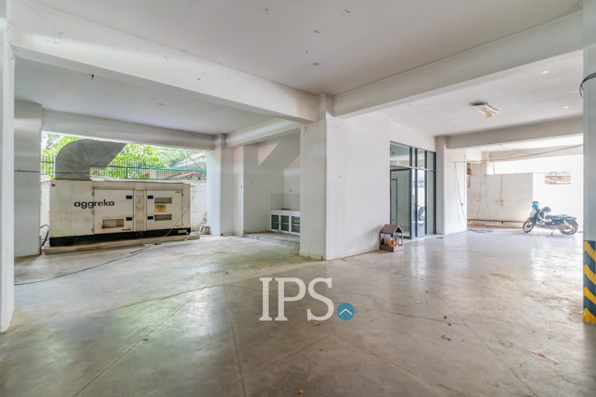 35 Room Building For Rent - Toul Tum Poung 1, Phnom Penh