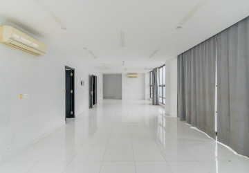 35 Room Building For Rent - Toul Tum Poung 1, Phnom Penh thumbnail