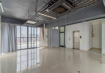 35 Room Building For Rent - Toul Tum Poung 1, Phnom Penh thumbnail