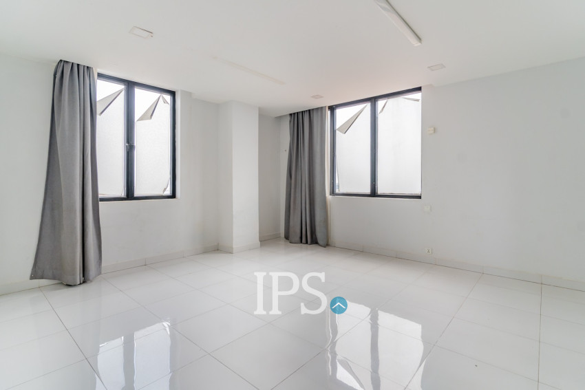 35 Room Building For Rent - Toul Tum Poung 1, Phnom Penh