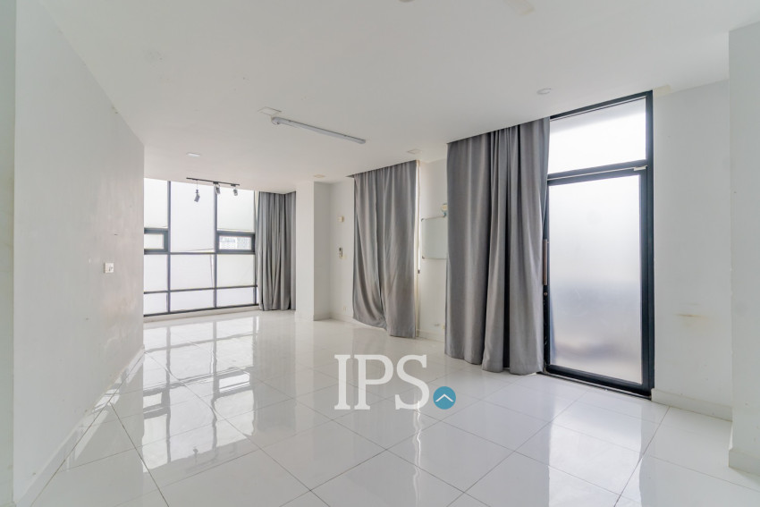 35 Room Building For Rent - Toul Tum Poung 1, Phnom Penh