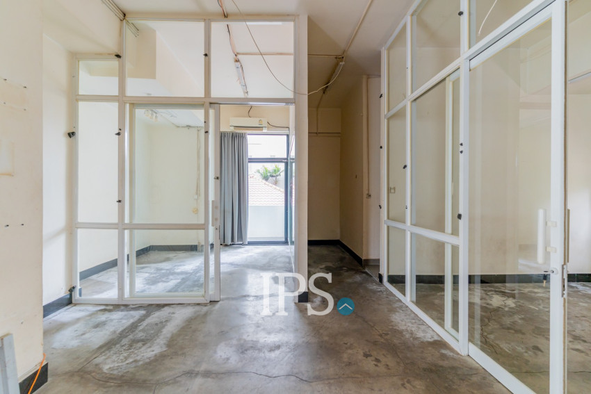 35 Room Building For Rent - Toul Tum Poung 1, Phnom Penh