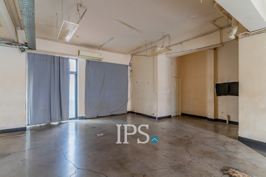 35 Room Building For Rent - Toul Tum Poung 1, Phnom Penh