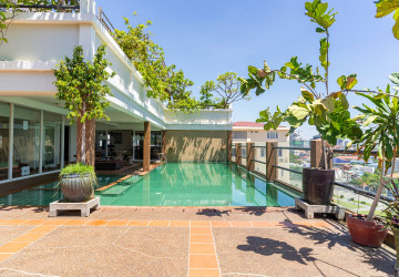 3 Bedroom Serviced Apartment For Rent - Tonle Bassac, Phnom Penh thumbnail