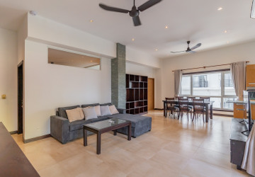 3 Bedroom Serviced Apartment For Rent - Tonle Bassac, Phnom Penh thumbnail