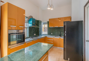 3 Bedroom Serviced Apartment For Rent - Tonle Bassac, Phnom Penh thumbnail