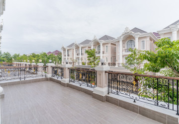 6 Bedroom Prince Villa For Rent - The ML Tiara, Ta Khmau, Kandal Province thumbnail