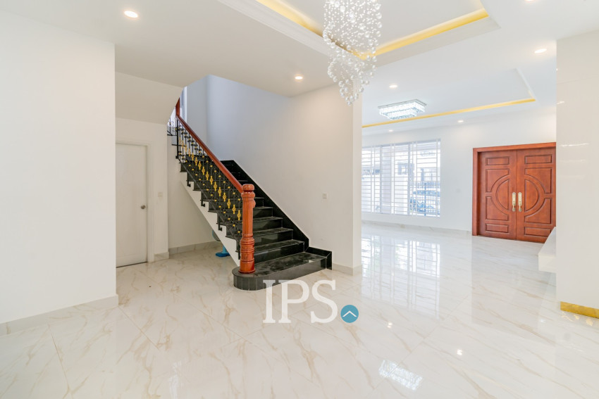 6 Bedroom Prince Villa For Rent - The ML Tiara, Ta Khmau, Kandal Province