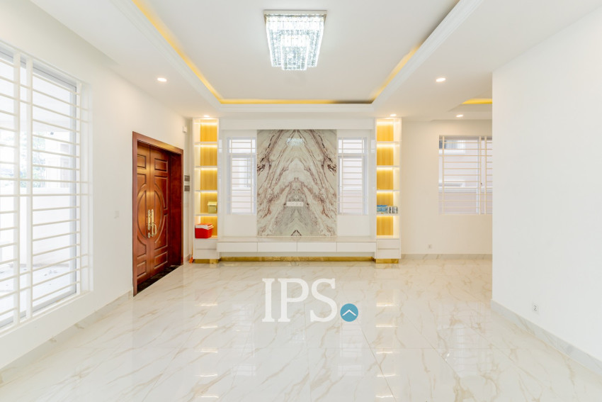 6 Bedroom Prince Villa For Rent - The ML Tiara, Ta Khmau, Kandal Province