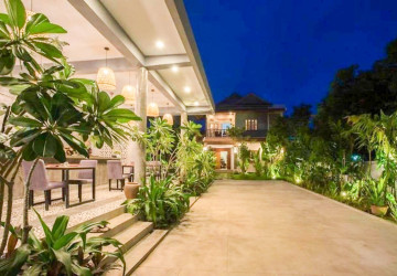 8 Bedroom Commercial Villa For Rent - Slor Kram, Siem Reap thumbnail