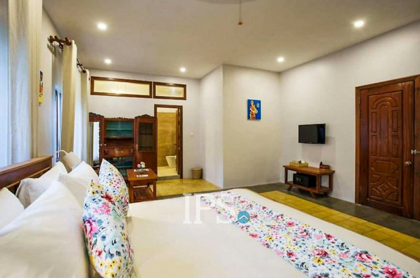 8 Bedroom Commercial Villa For Rent - Slor Kram, Siem Reap