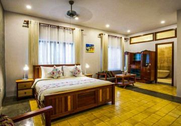 8 Bedroom Commercial Villa For Rent - Slor Kram, Siem Reap thumbnail