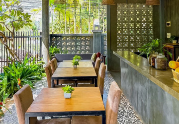 8 Bedroom Commercial Villa For Rent - Slor Kram, Siem Reap thumbnail