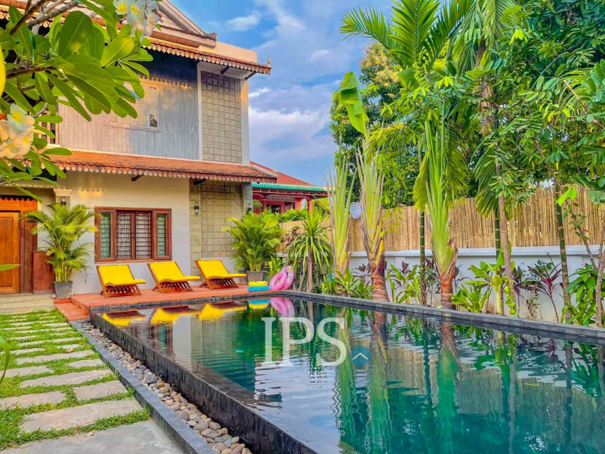 8 Bedroom Commercial Villa For Rent - Slor Kram, Siem Reap
