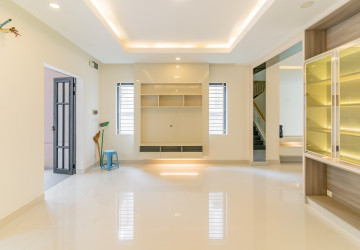 4 Bedroom Twin Villa For Rent -  Borey Peng Huoth The Star Diamond, Chak Angre Kraom, Phnom Penh thumbnail