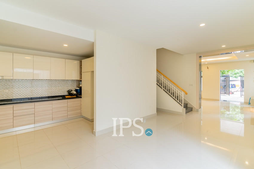 4 Bedroom Twin Villa For Rent -  Borey Peng Huoth The Star Diamond, Chak Angre Kraom, Phnom Penh