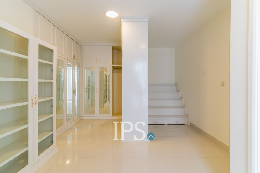 4 Bedroom Twin Villa For Rent -  Borey Peng Huoth The Star Diamond, Chak Angre Kraom, Phnom Penh