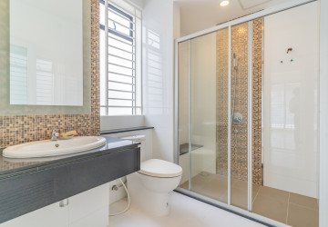 4 Bedroom Twin Villa For Rent -  Borey Peng Huoth The Star Diamond, Chak Angre Kraom, Phnom Penh thumbnail